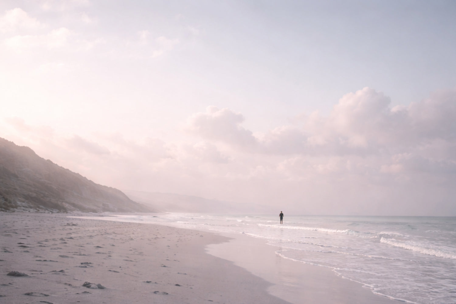 4th Sunday of Lent - John 1:5 HolStrength