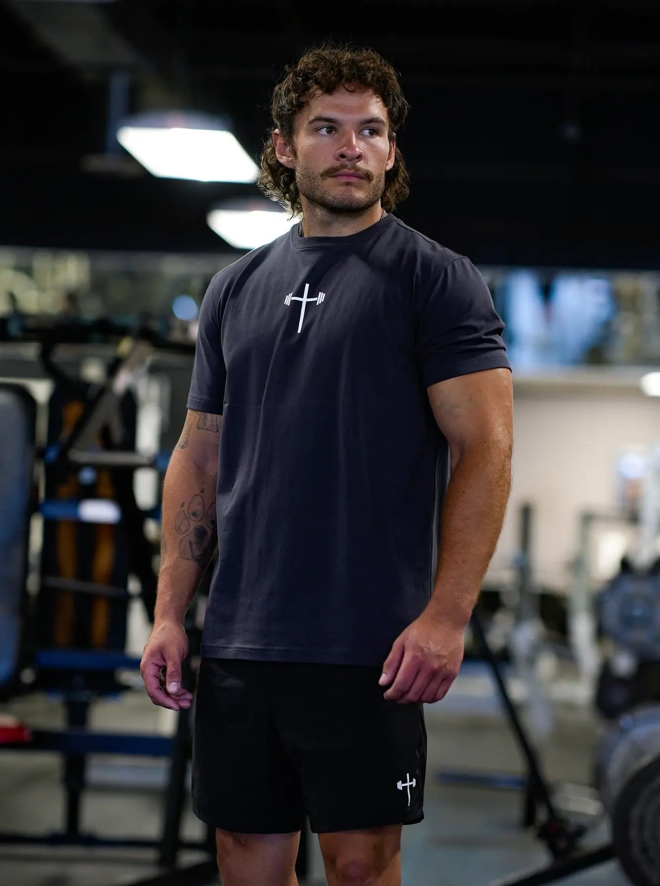 2 Timothy 4:17 Performance Tee - Gunmetal - HolStrength