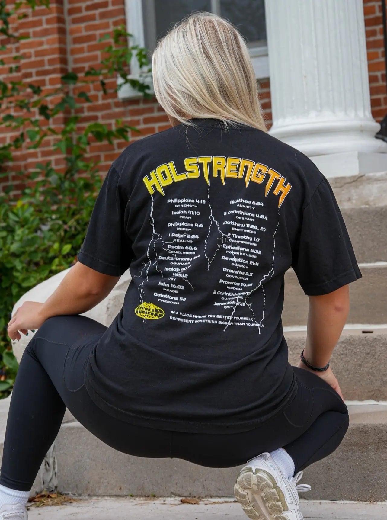 Band Verse Tee - Black HolStrength