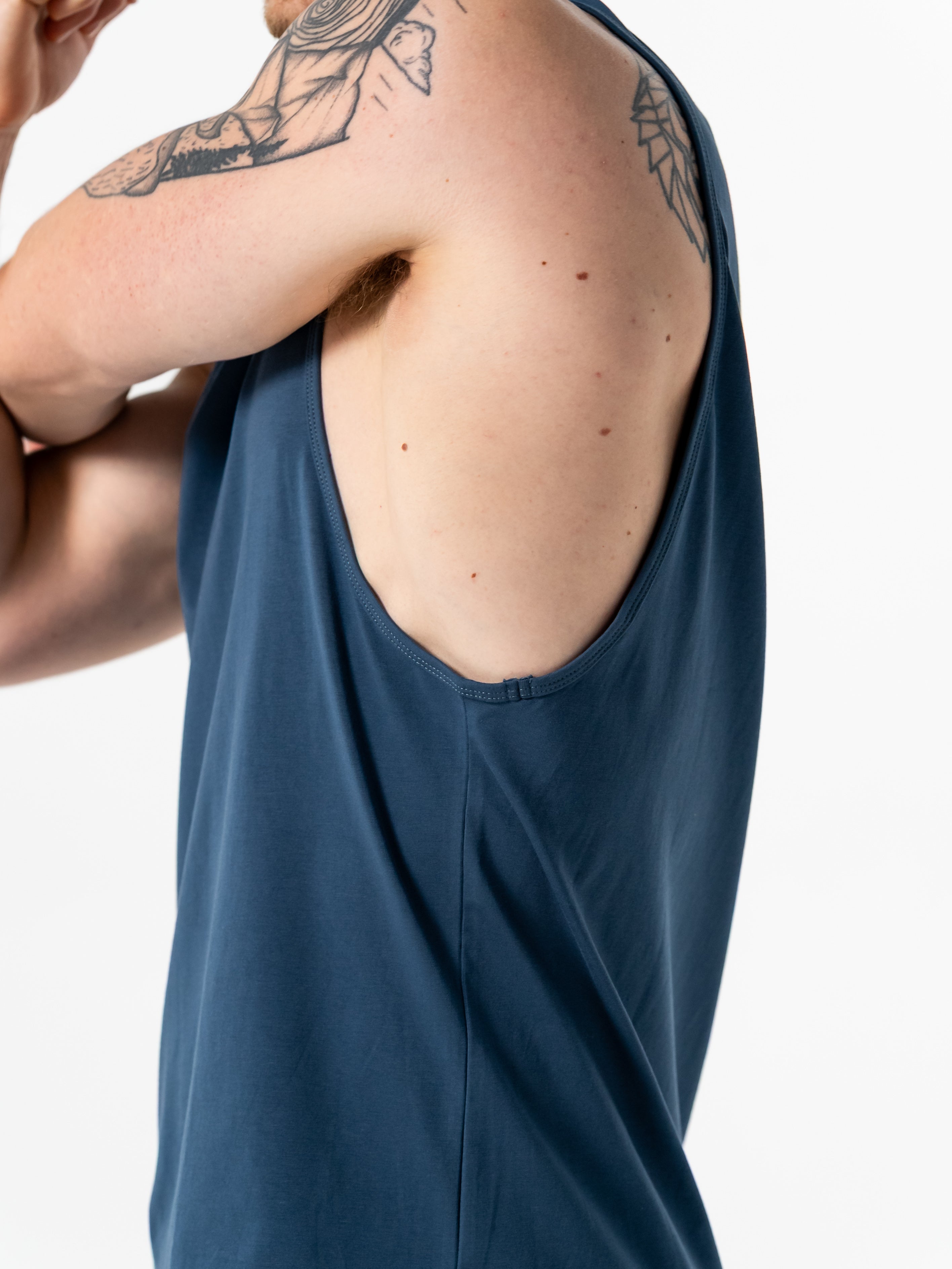 Core Perform Cut Off - HolStrength