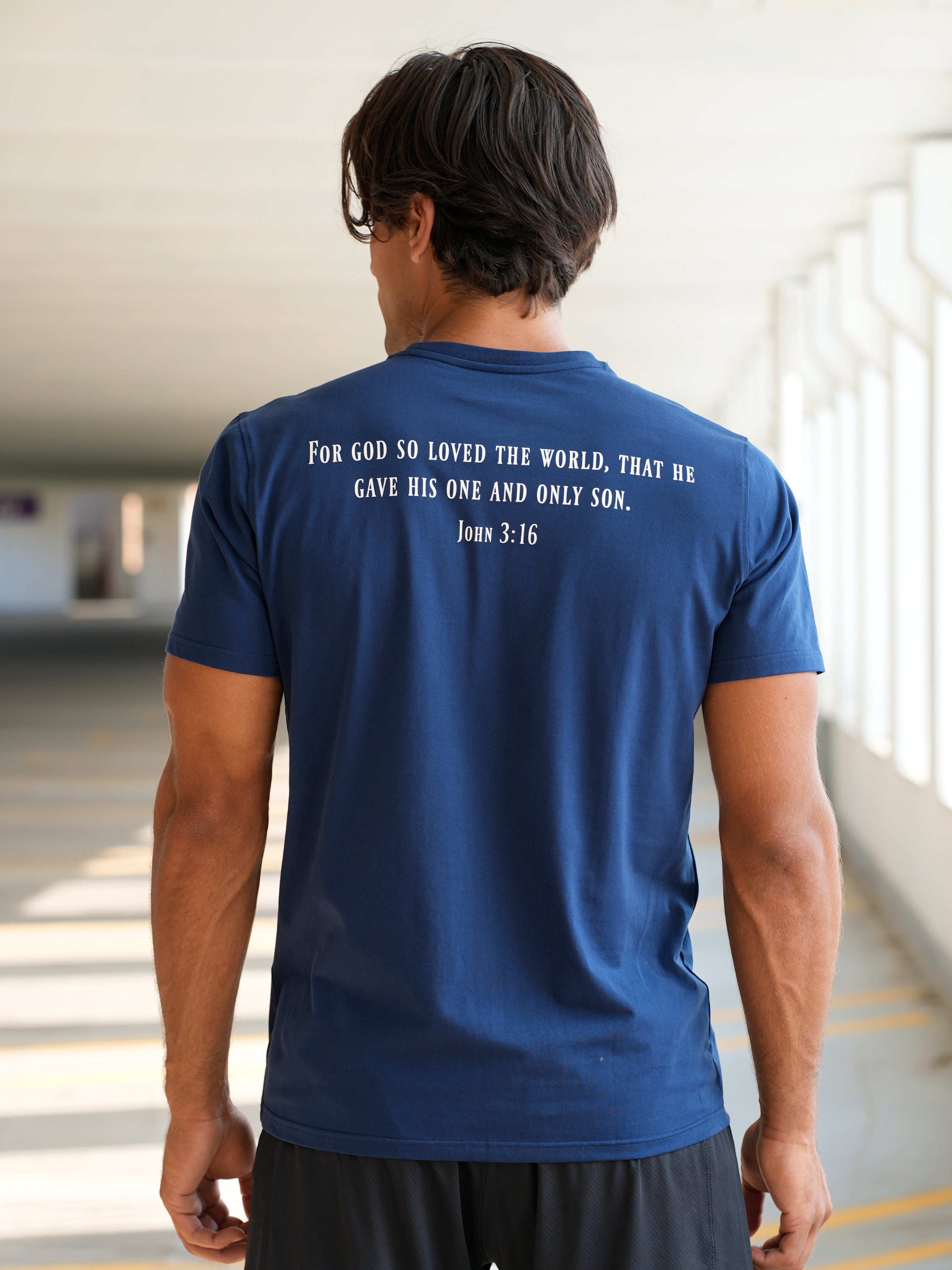 John 3:16 Performance Tee - HolStrength