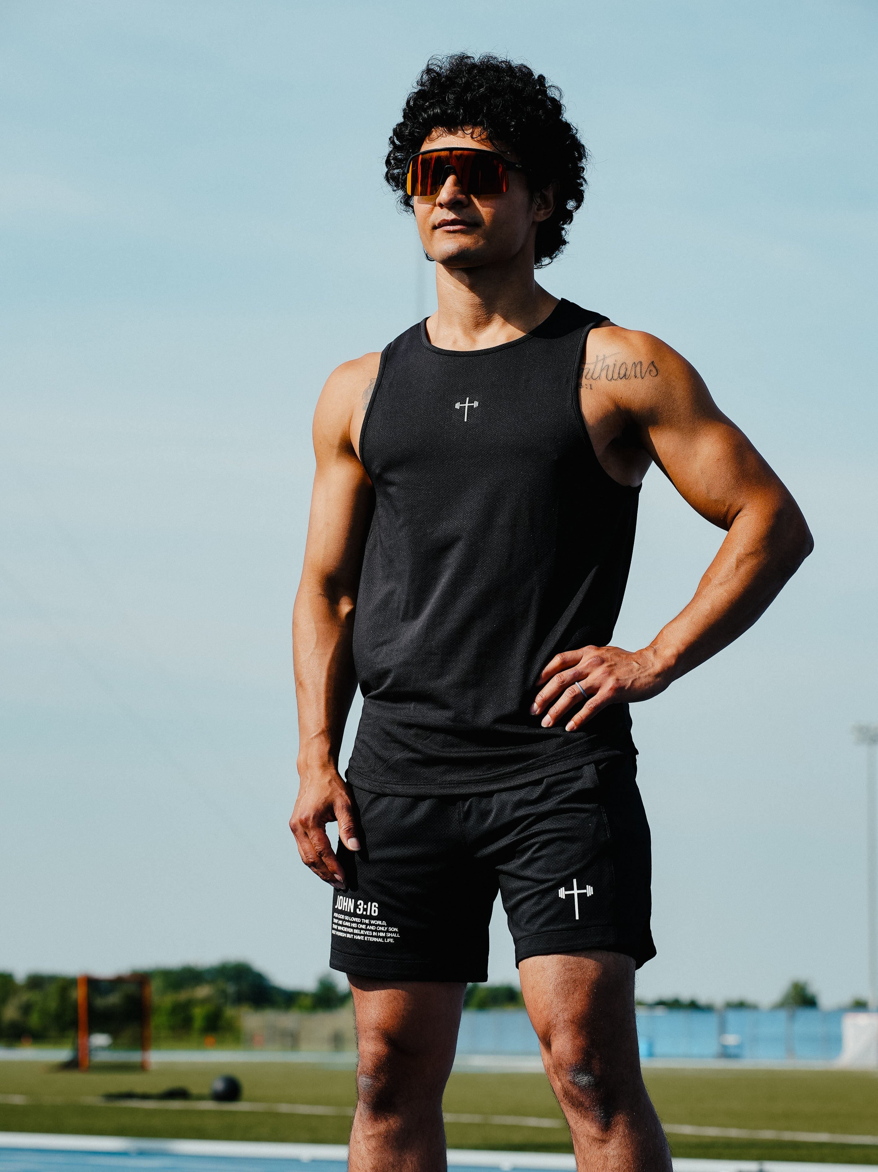 Signature Tank - HolStrength