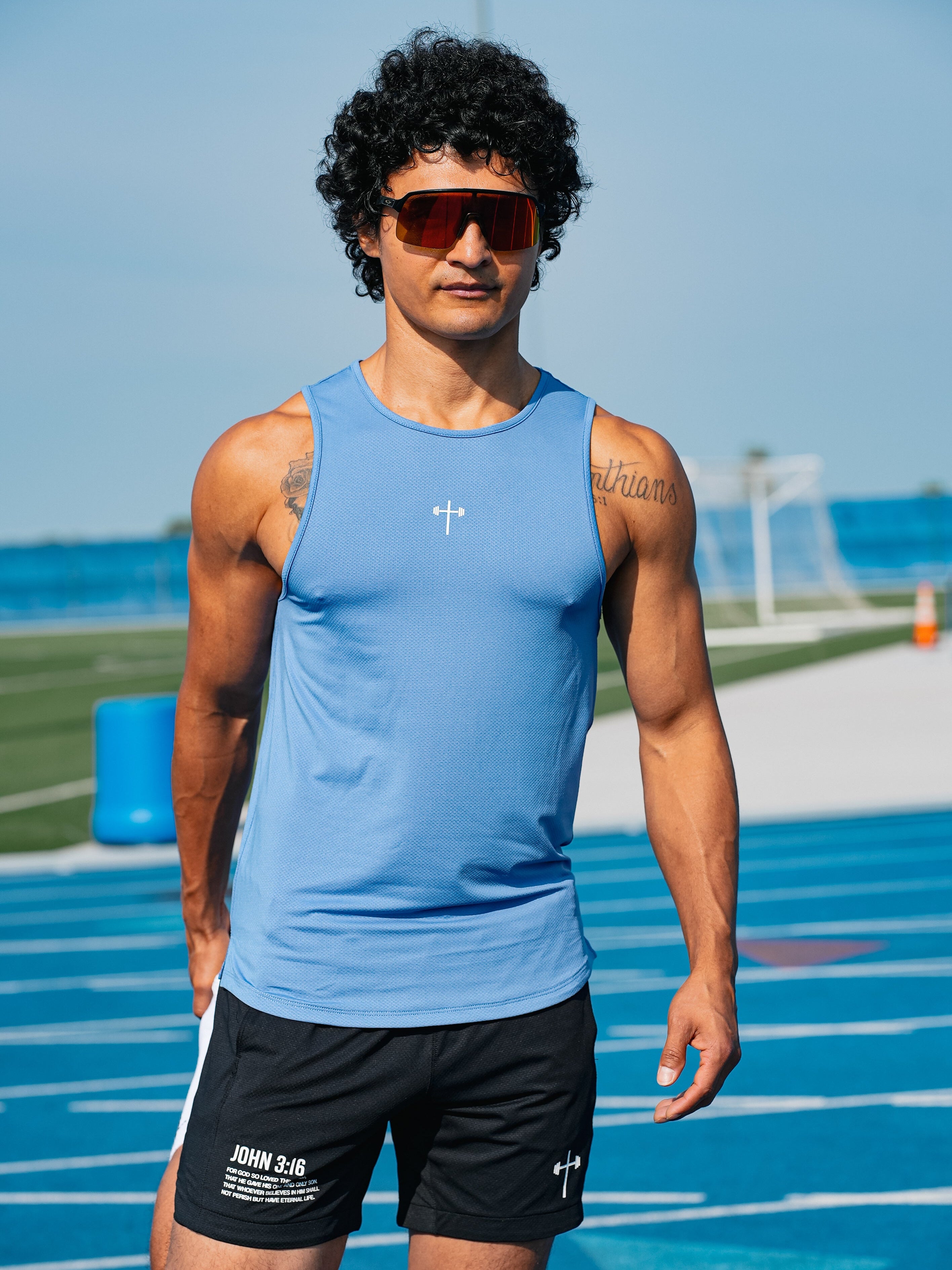 Signature Tank - HolStrength