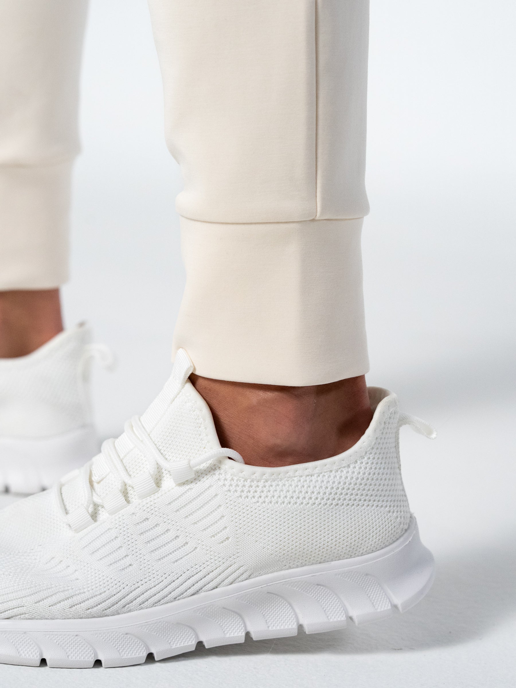 Women's Vital Joggers