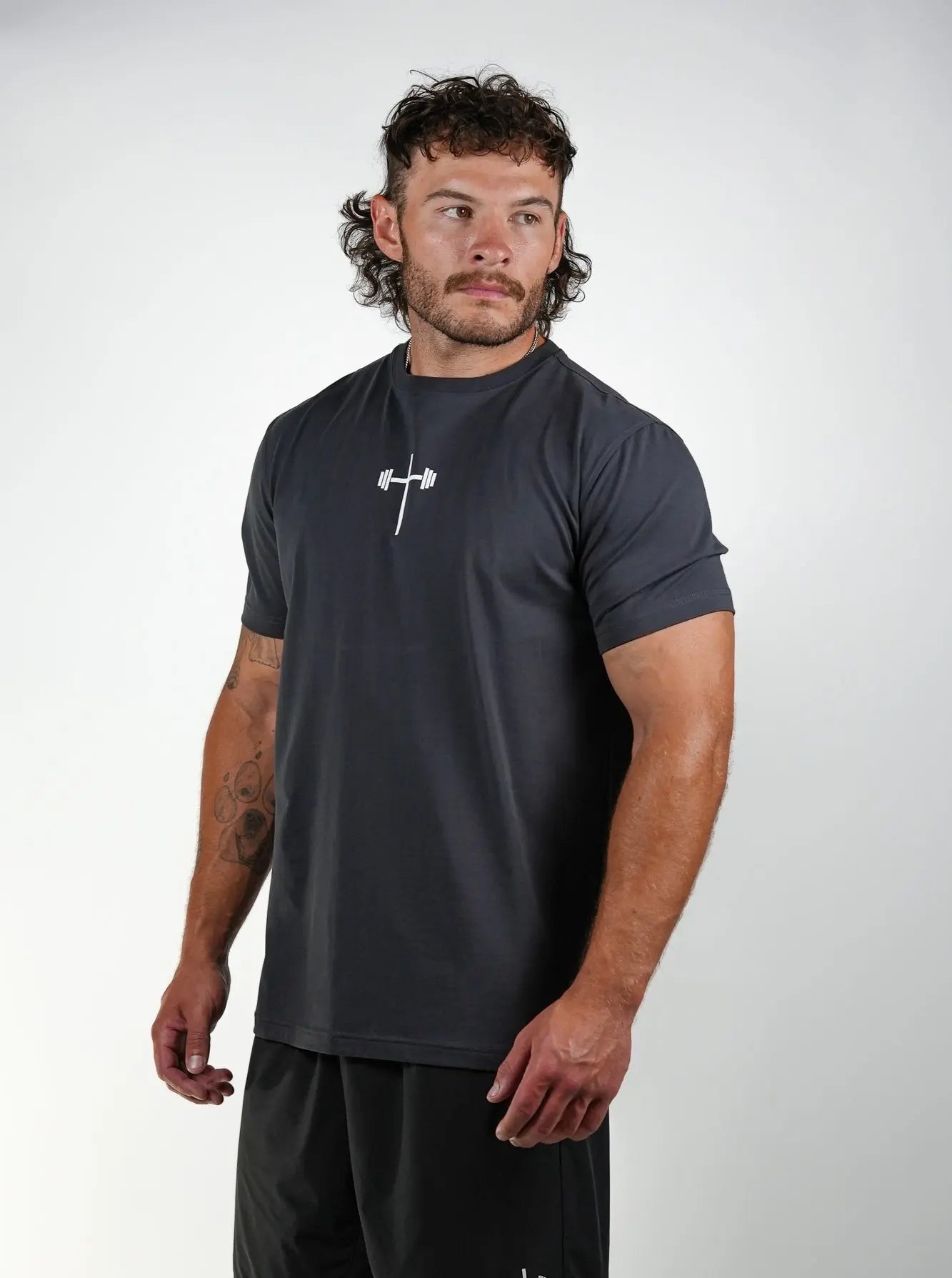 2 Timothy 4:17 Performance Tee - Gunmetal - HolStrength