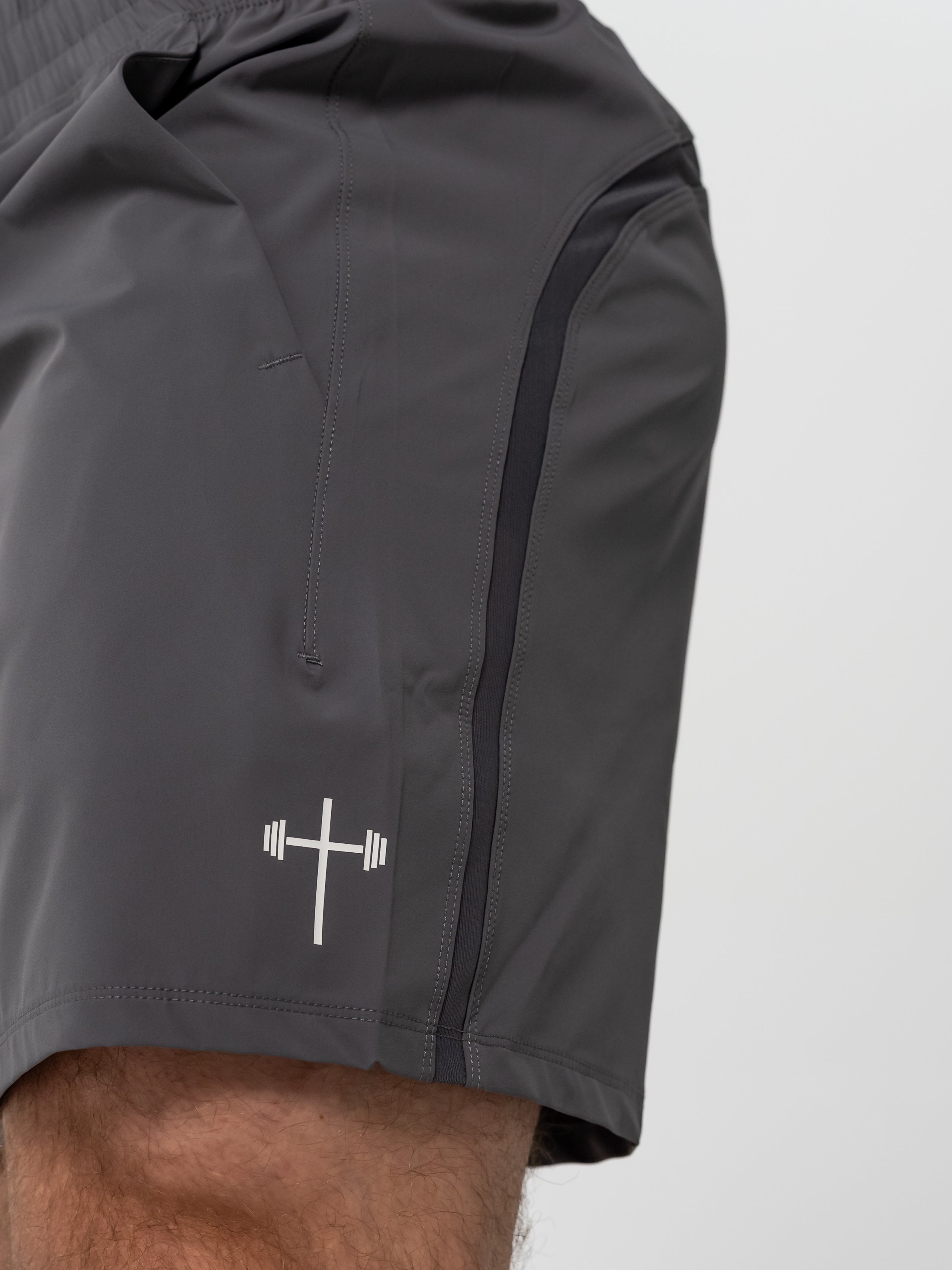 Core Perform Shorts 7"