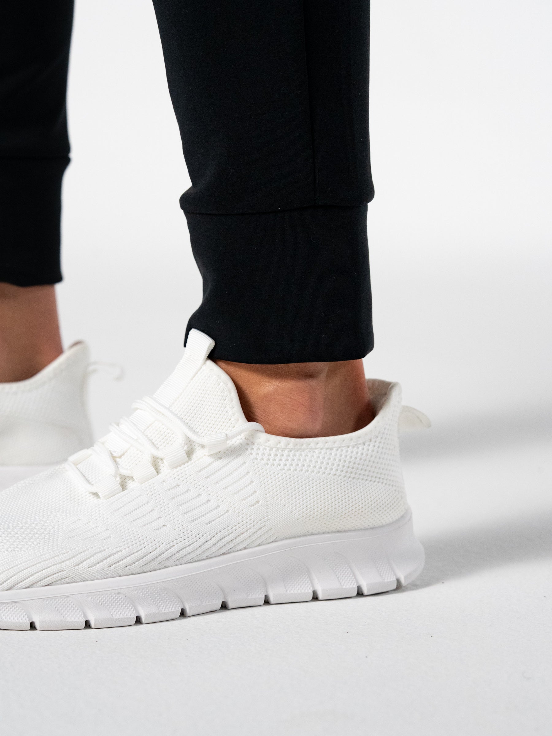 Women's Vital Joggers