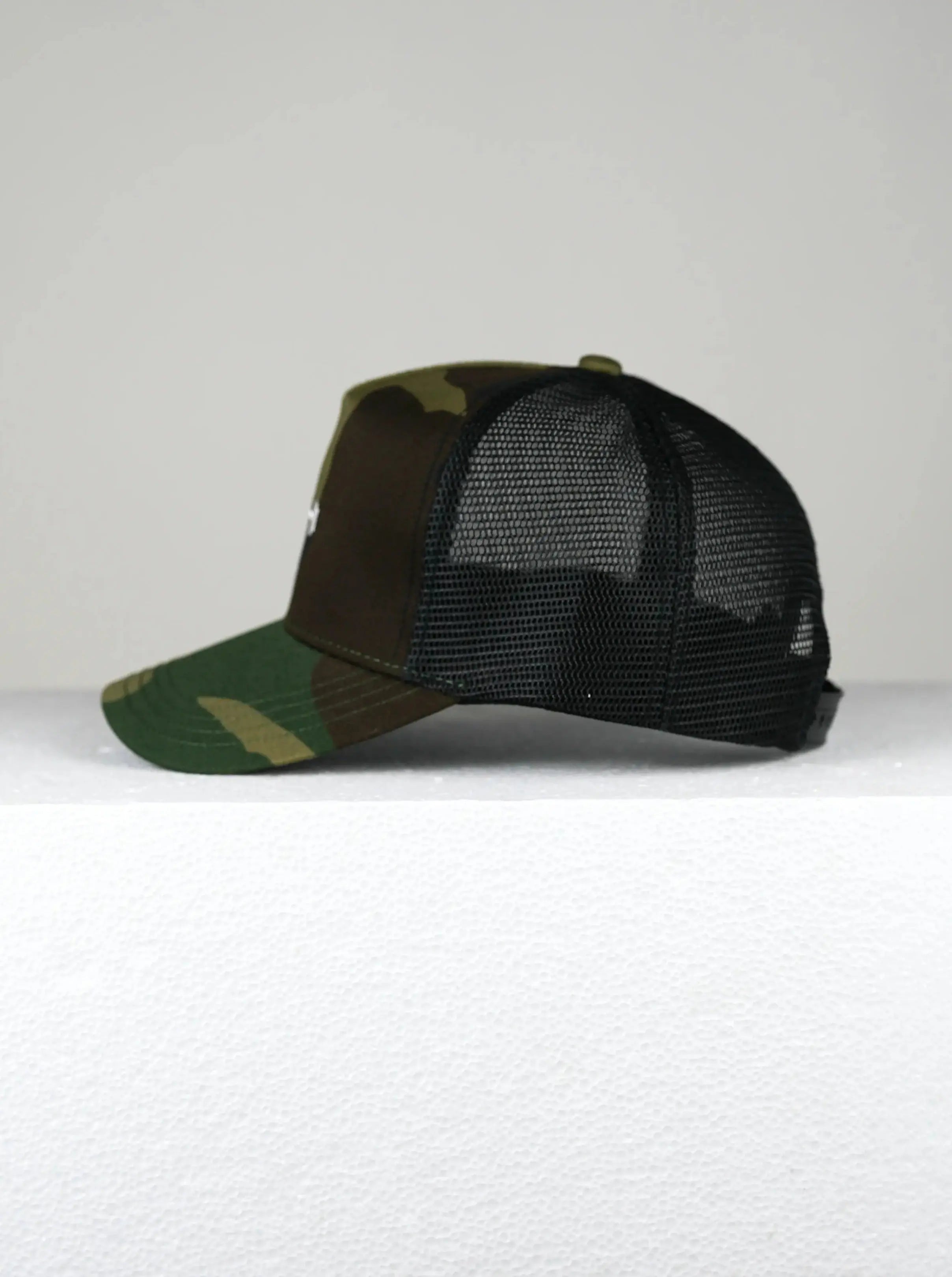 Trucker Hat HolStrength
